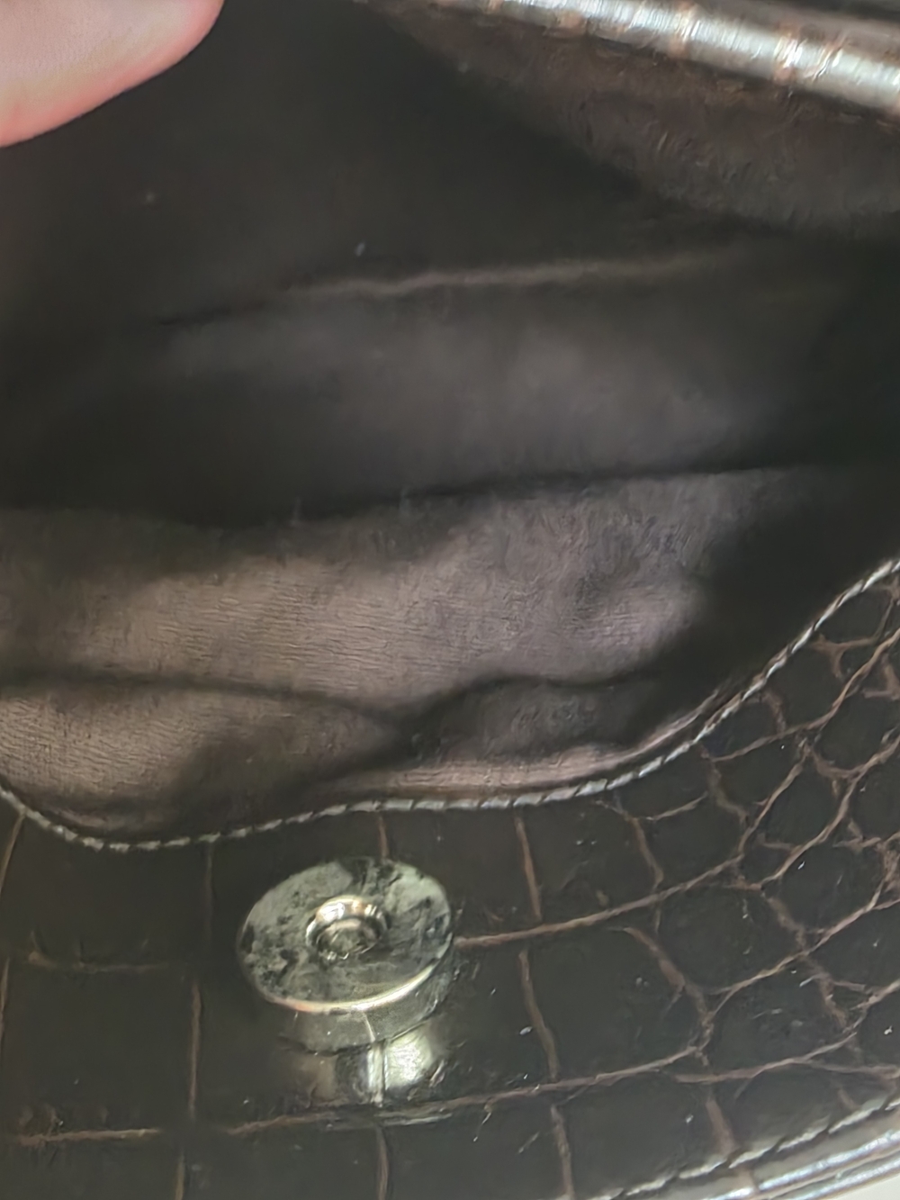 VINTAGE Nine West Dark Brown Croc-Embossed Patent Leather Shoulder Y2k Bag - Picture 11 of 12